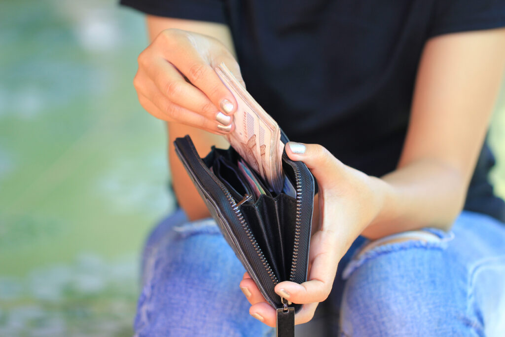 女子高校生に人気の財布に共通する特徴