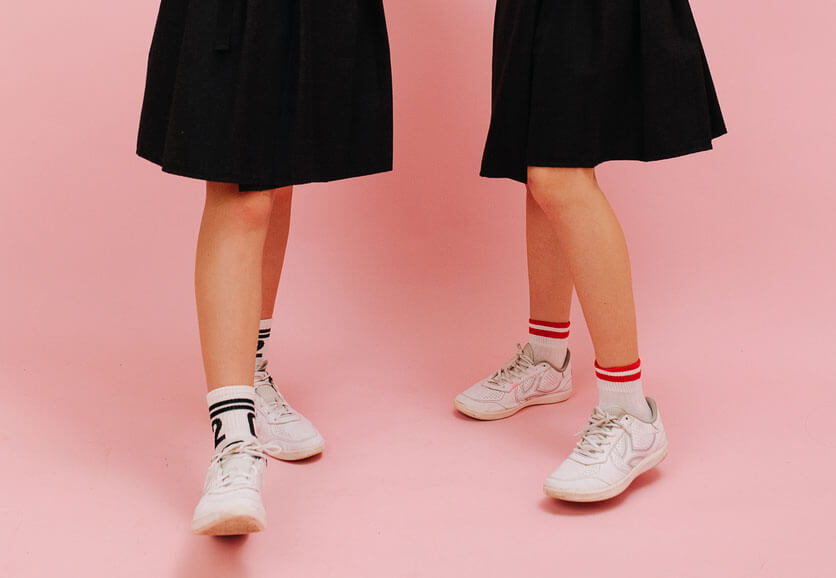 女子高校生が通学用スニーカーを選ぶポイント