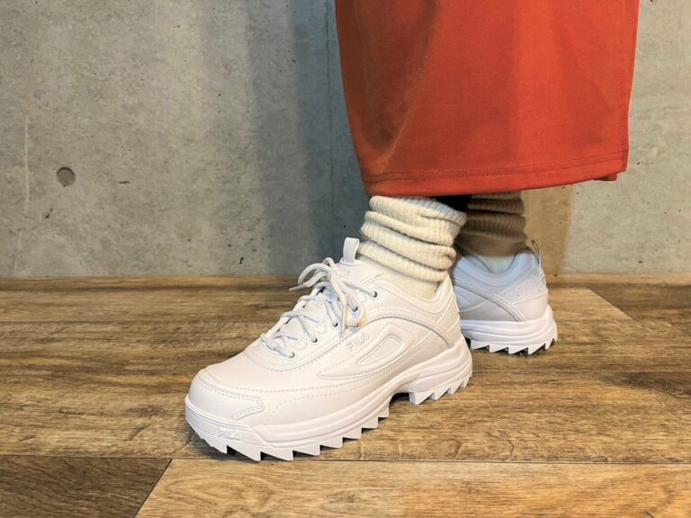 スクールシューズにもピッタリ★JKに大人気の〝FILA〟から「Distorter Premium」が発売中！