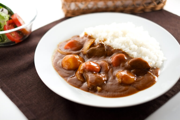 カレーのカロリーは？ルーだけなら低い？種類別に徹底調査