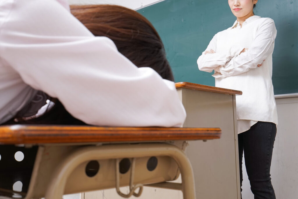 中学生が睡眠不足だと起こる影響は？