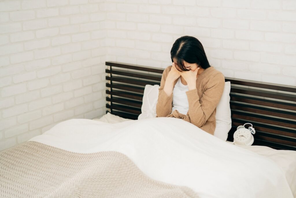 眠ろうと考えすぎてしまう