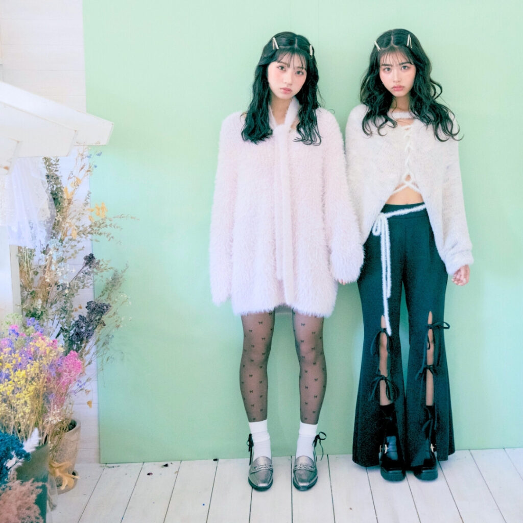 【ほこり】ローズボンボンコーデ P ファントムレディーコーデのみ買取 ◎ ラナれい♡モコモココーデvol.1 着膨れしないニットの着こなし方