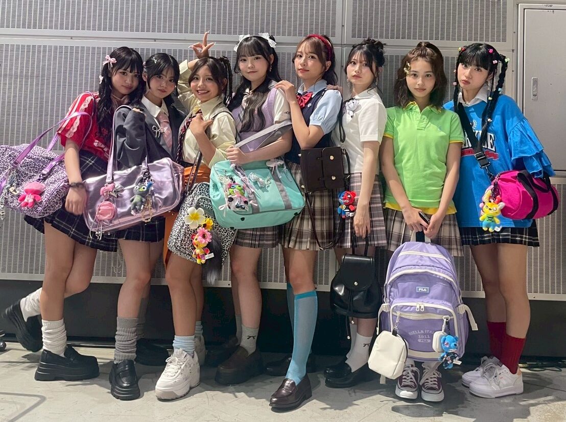 ランウェイのテーマはアメリカンな制服コーデ！