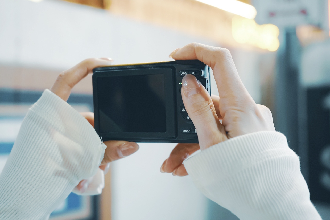 高校生に人気の「デジカメ」ってどんなカメラ？