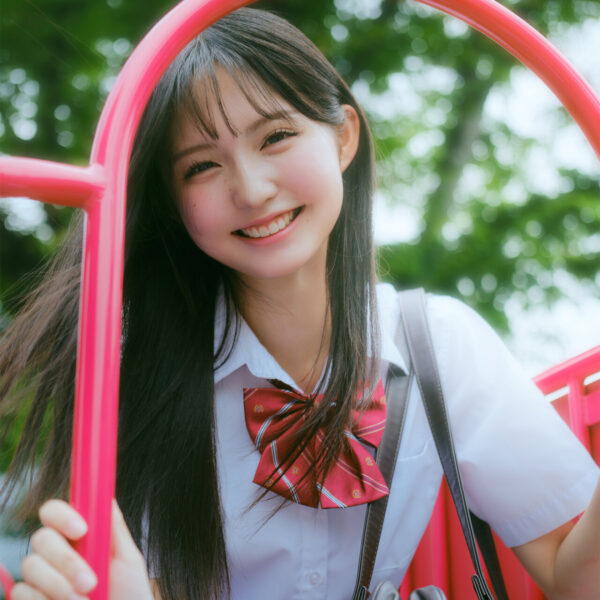 【キラキラJK File.11】アートに熱中するJK♡久保楓チャンをクローズアップ