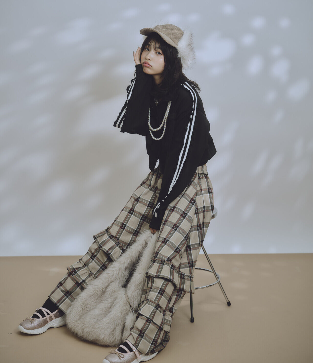 海外ガールのふわもこは「フライトファーキャップ」！-2