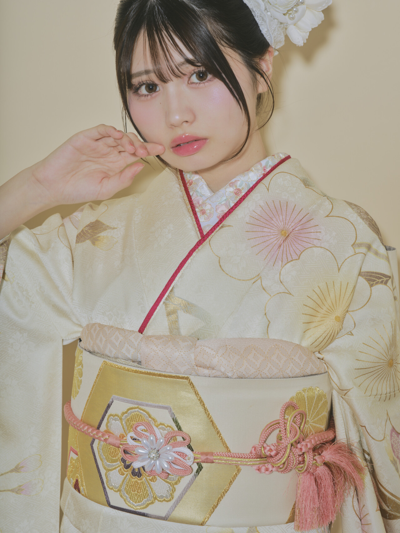 3位 等身大の私をぎゅっと詰め込んだ初写真集♡