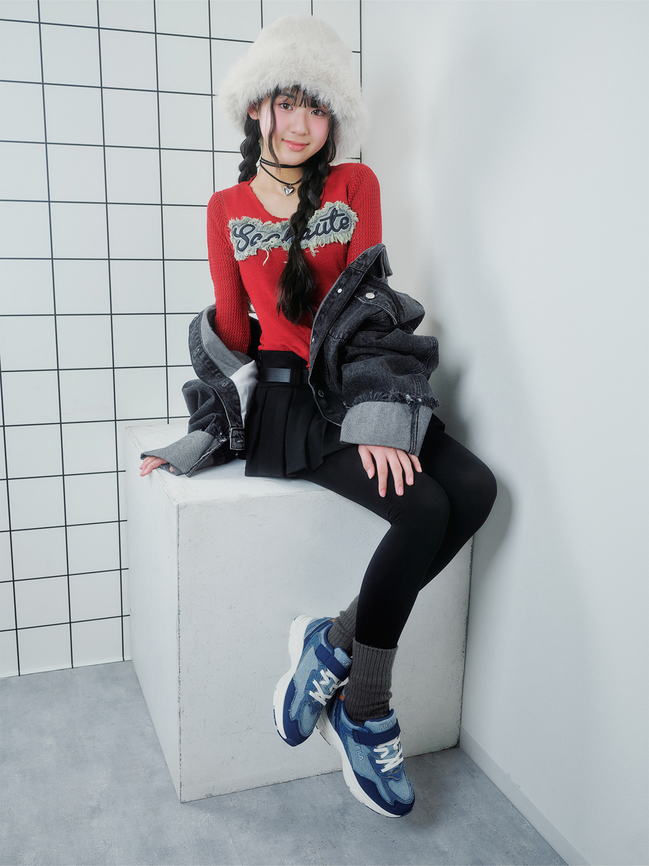 冬のキレイめコーデは、足元でカジュアルダウンするのが今っぽ!