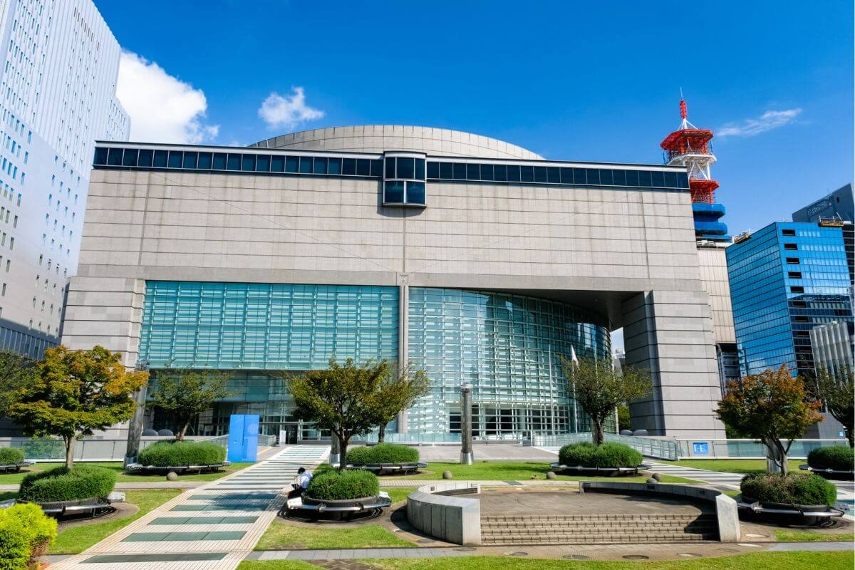 愛知芸術文化センター