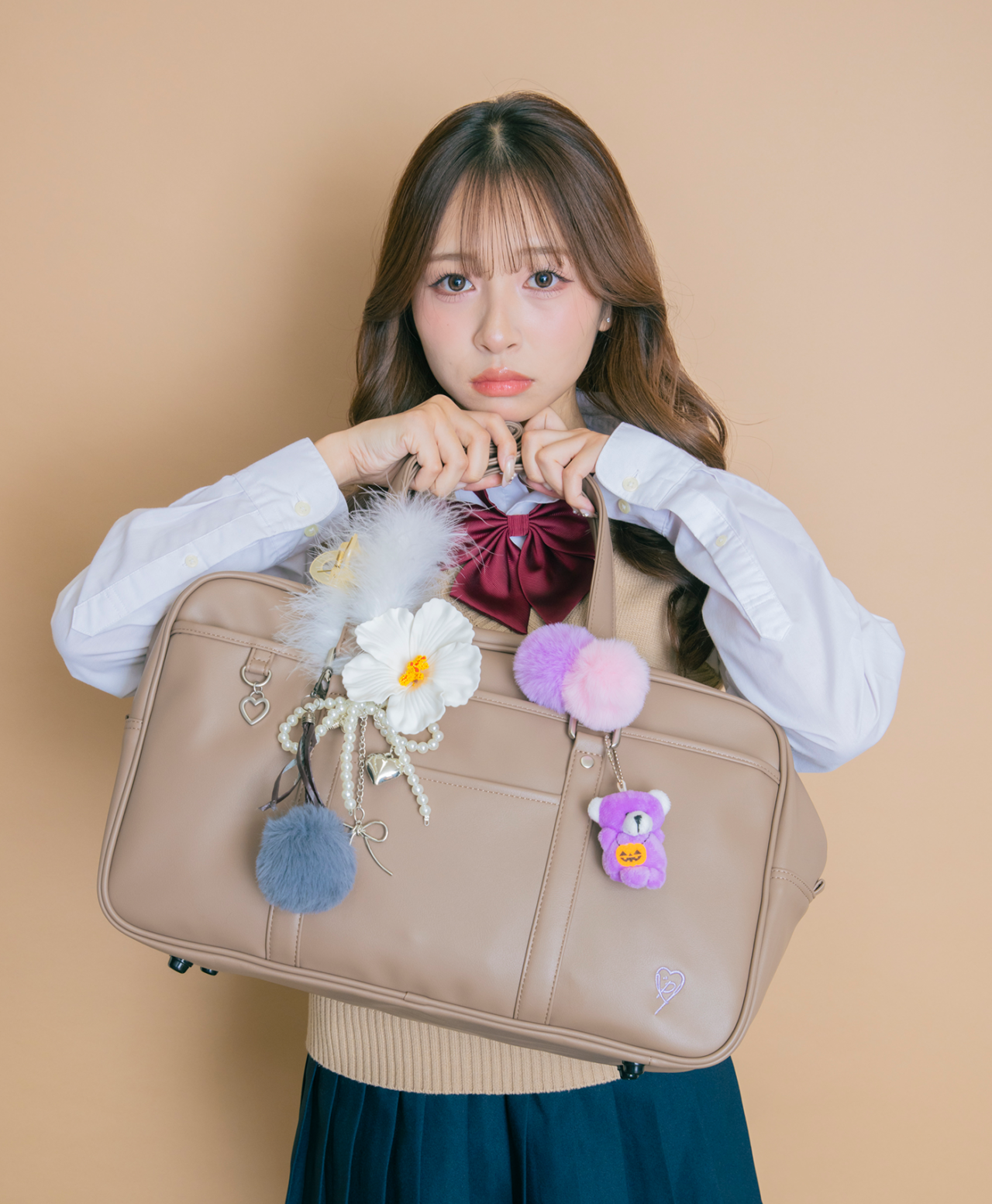 せらぴー着用「ニュアンスカラー合皮スクバ」