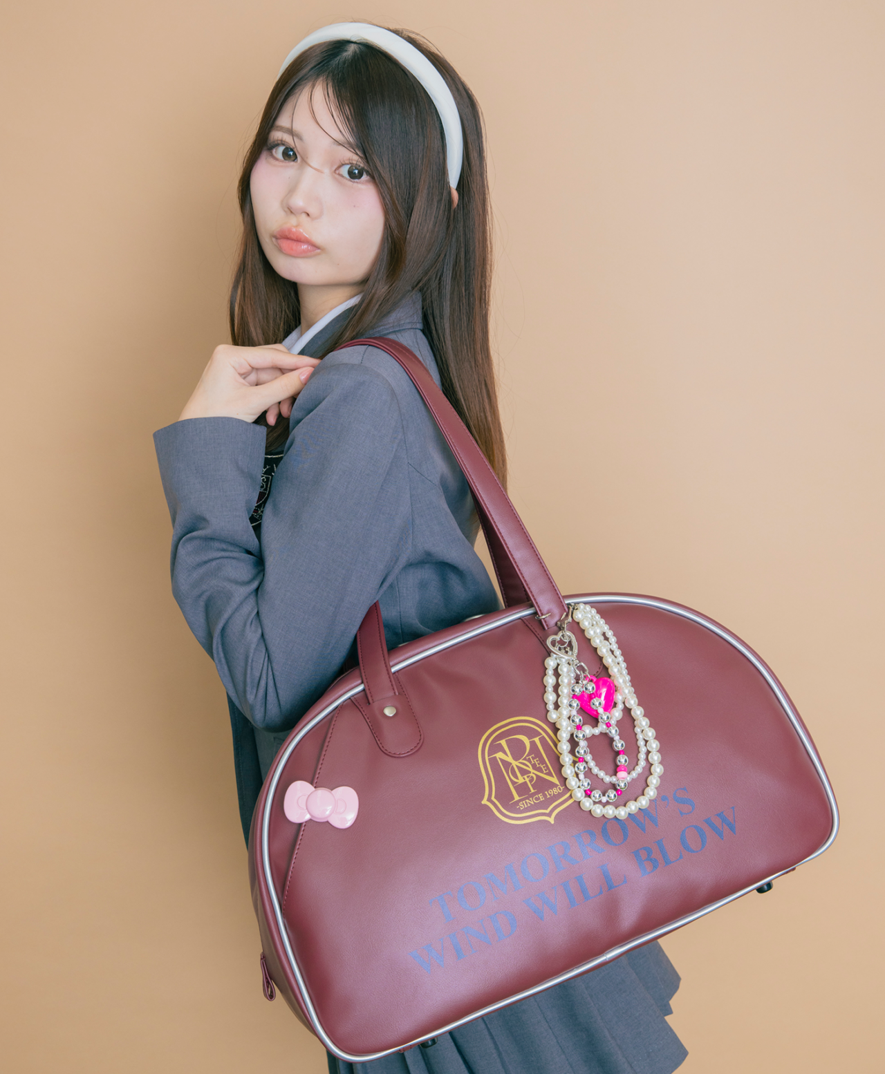 みあにゃ着用「マディソン型合皮スクバ」