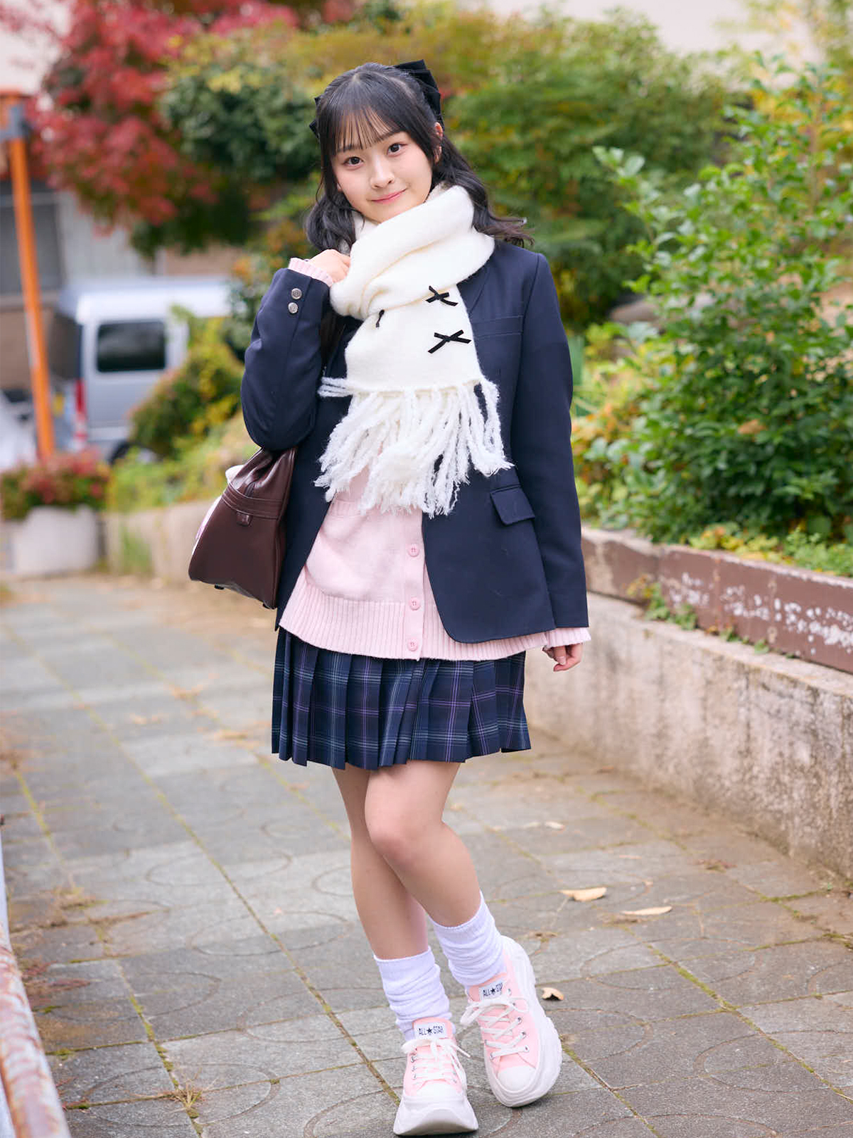 ピンクアイテムでつくる、ガーリーな甘ふわコーデ♡