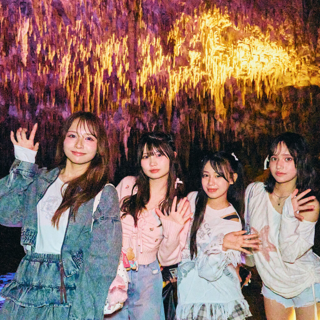 青の泉」でロマンチック体験♡おきなわワールドおすすめスポットvol.1