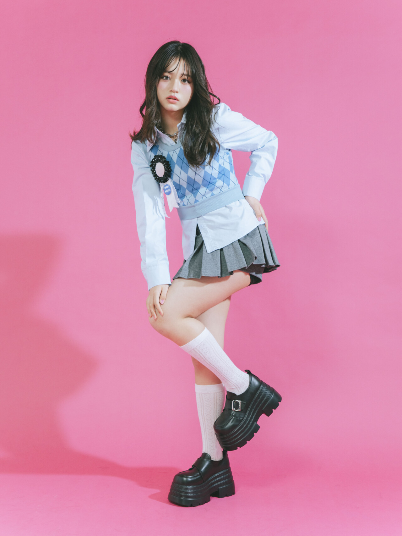 こなつは清楚可愛いイギリスガールに