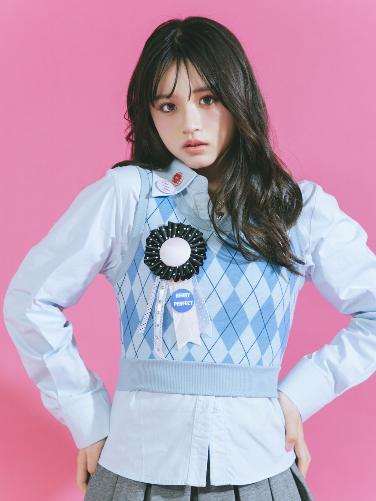 オトナっぽさを出すならシルバーのネックレスを