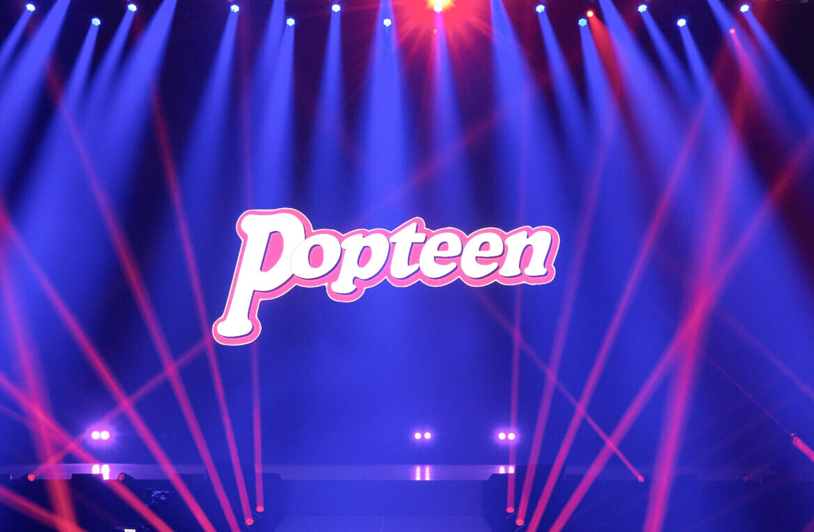 Newデニムブランドを初披露！POPモデルたちの超十代ランウェイ♡