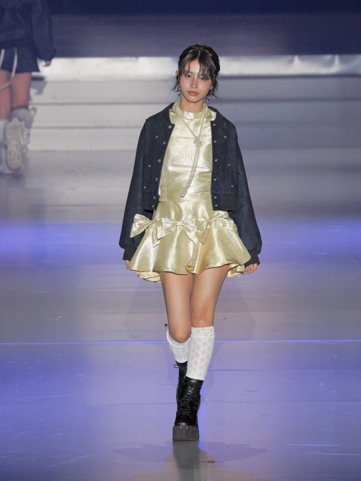  今回のランウェイのテーマは「NEOクラシック」-6