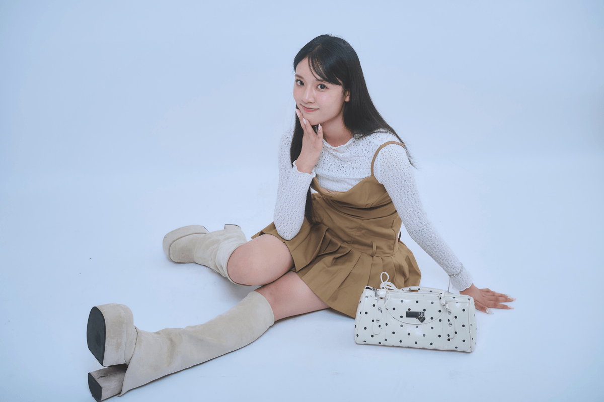 【きょかちぃ】ブラウン×ホワイトのフレッピーガーリーコーデ♡