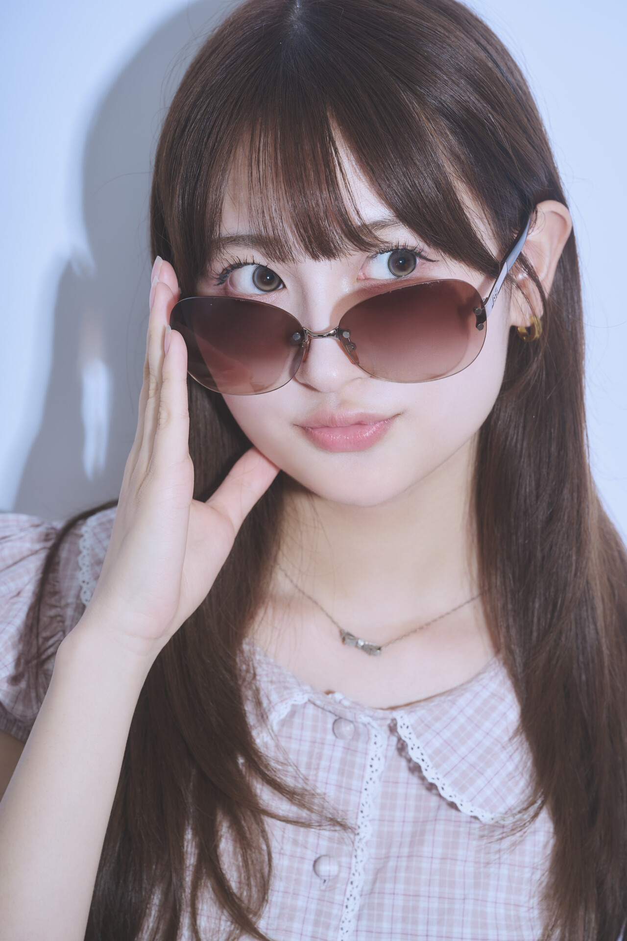 ももにゃんは、オトナっぽレンズでお上品&リッチガールに♡