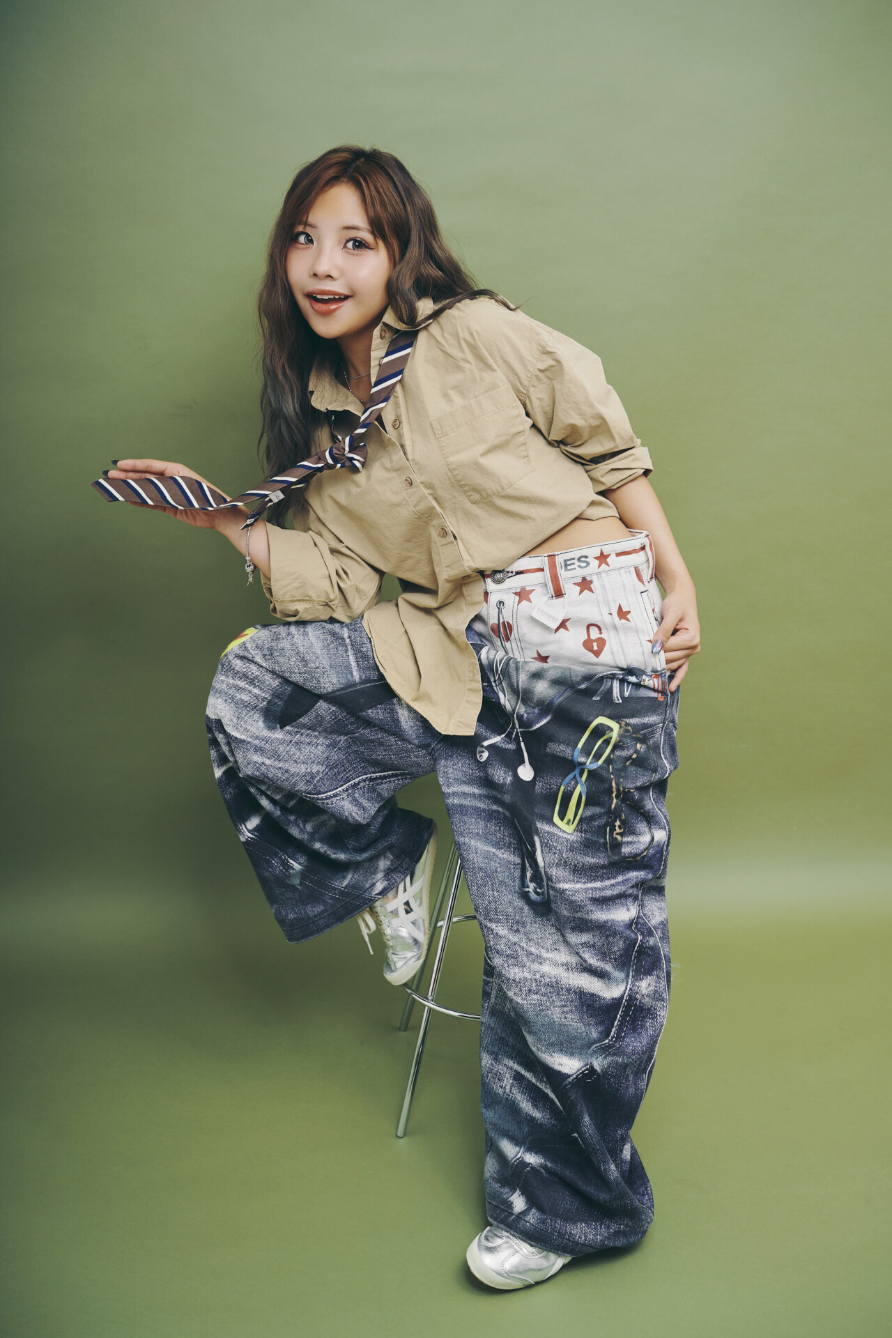 LOOK 1 プリントデニムでインテリぎゃる♡